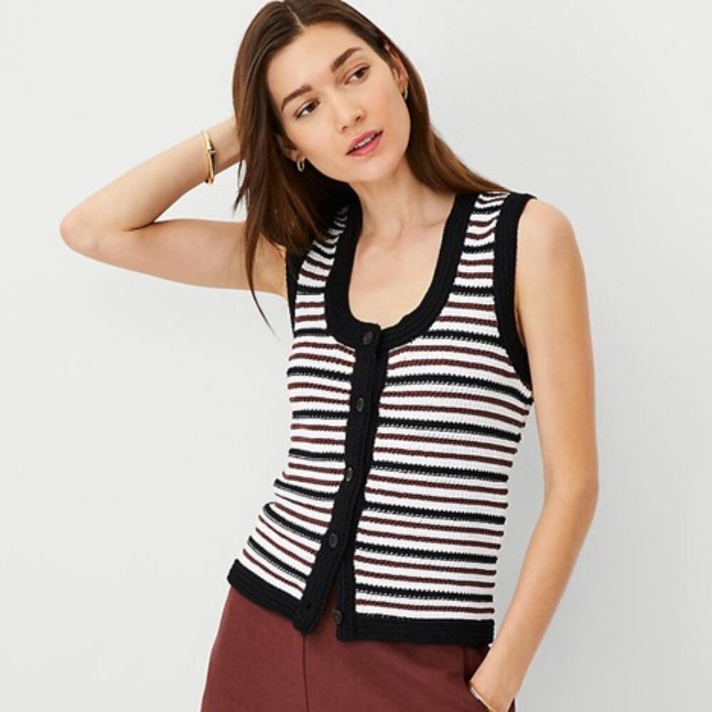 NWOT - Ann Taylor - Texture Stitch Scoop Neck Vest